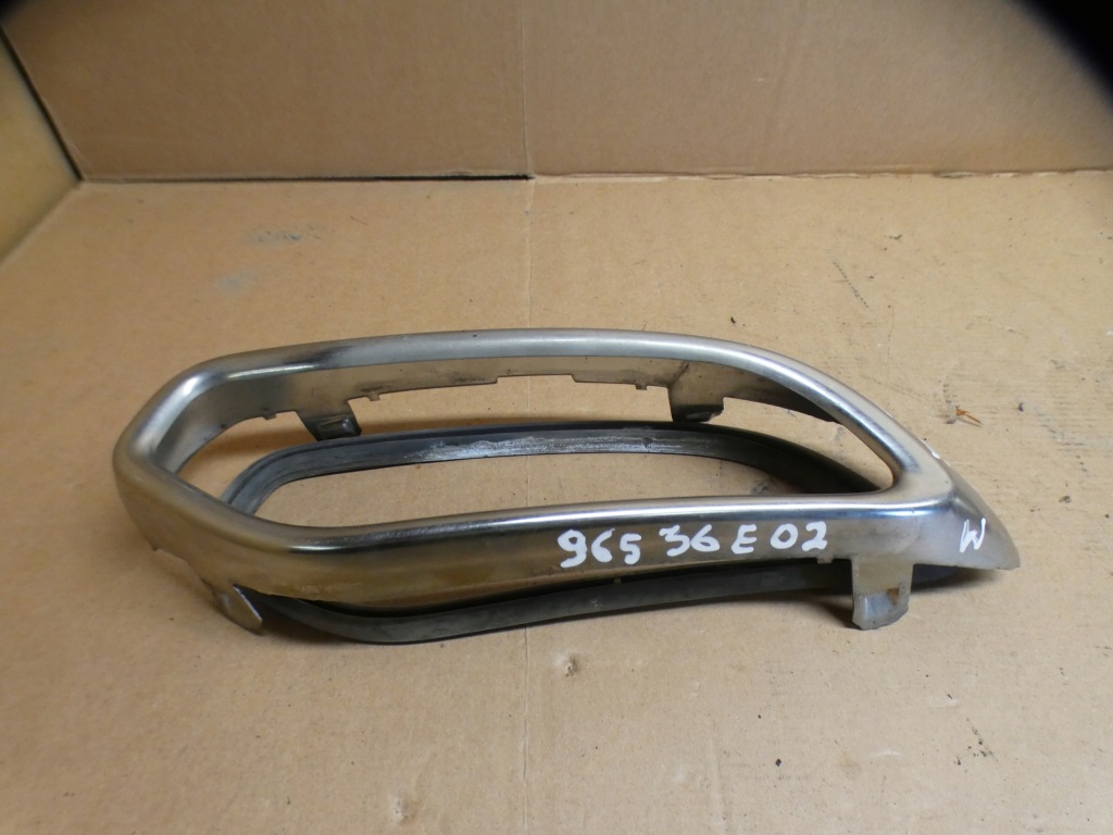 Дифузор вихлоп бампер задній citroen ds5 правий лівий Зі Шроту