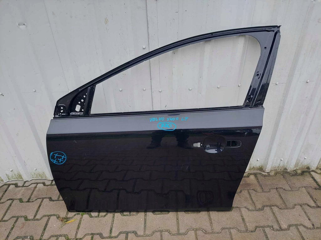 фото №1, Volvo v40 ii 12- дверь левая перед передние