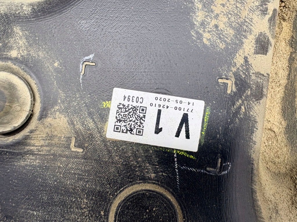 Бак топлива toyota rav 4 xa50 7710042610 с Разборки