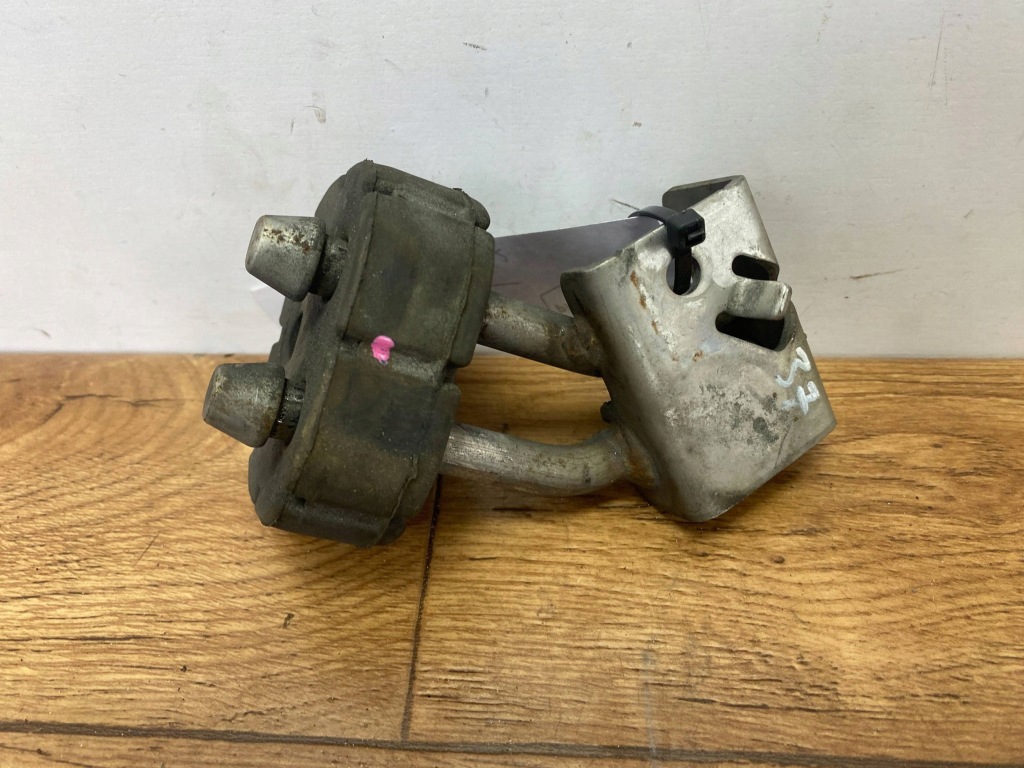 фото №8, Кронштейн кронштейн глушника вихлоп dodge charger 2015+