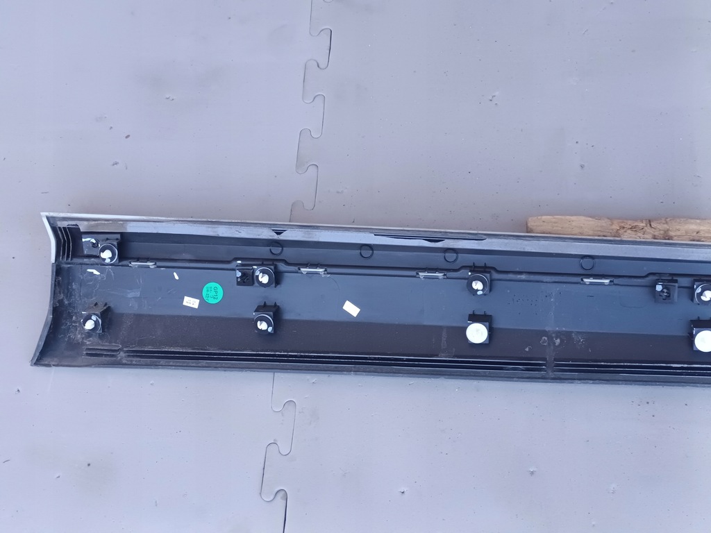 фото №8, Молдинг na дверь левый перед mg zs передняя левая