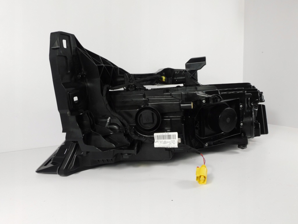 Купить Audi q7 4m рестайлинг  фара левая full led америка 4m0941011f