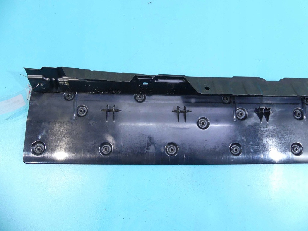 фото №4, Обшивка крышки багажника land range rover l322