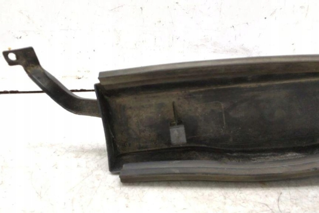 фото №7, Пластик двірник передніх alfa romeo gt 937_ 46558848 1.9l дизель