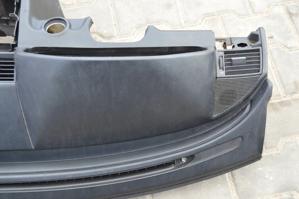 фото №8, Mercedes-benz c w202 панели приборная, консоль