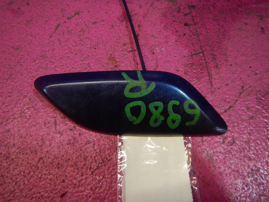 фото №1, Mazda 6 ii gh 07-12 заглушка распылителя правая gs1f5182x 3sj