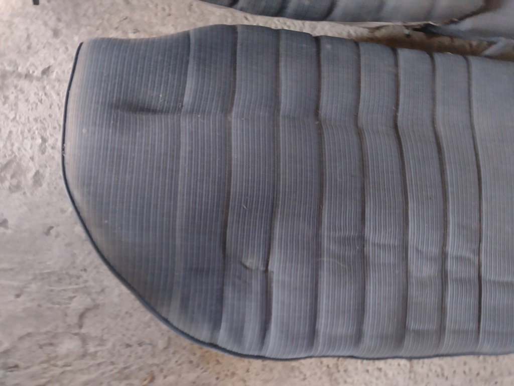 фото №13, Mercedes w123 заднее сиденье задняя czarna 3-seria