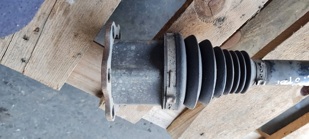 фото №9, A4 b9 8w приводной вал перед правая левая 2.0 tdi 8w0407271f a5 8w