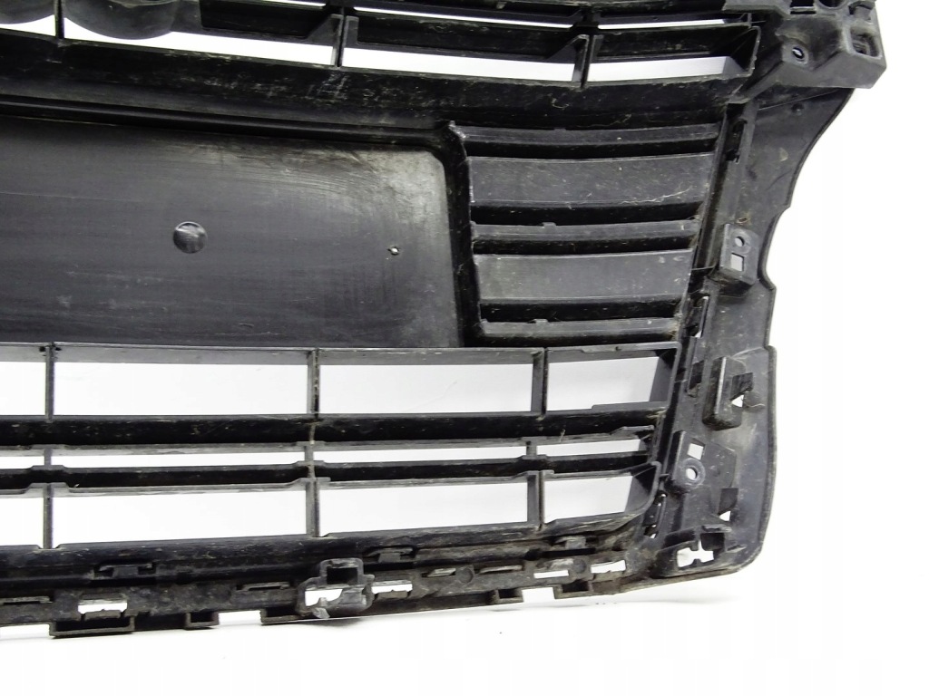 Решётка радиатора решётка радиатора бампера радиатора audi a3 8v lift 8v3853651aa в Украине