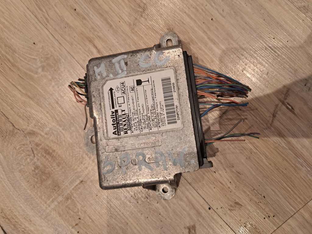 фото №1, Megane ii cc кабриолет модуль датчик подушек подушка безопасности 8200340427