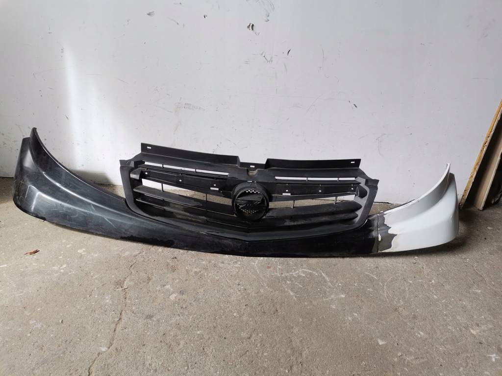 фото №1, Решітка радіатора решітка радіатора opel vivaro 06-14 983856153