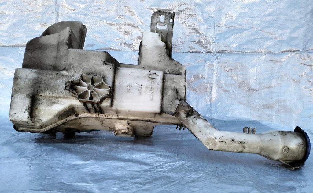 фото №7, Бачок омивача ксенон помпа citroen c5 iii x7 9683486880
