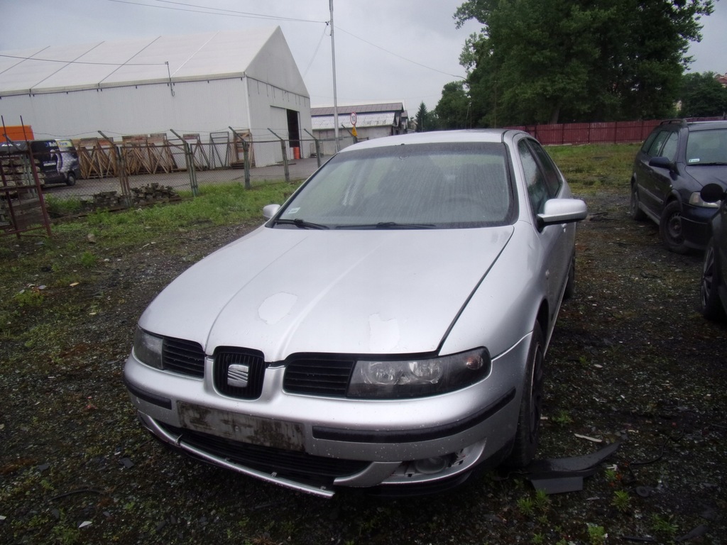 фото №5, Противотуманная фара правый ze бампера seat leon i