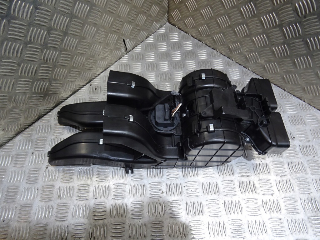 Купити Bmw f15 x5 idealna обігрівач задній задня 9266627