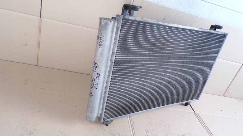 Toyota avensis t25 радіатор кондиціонера в Україні
