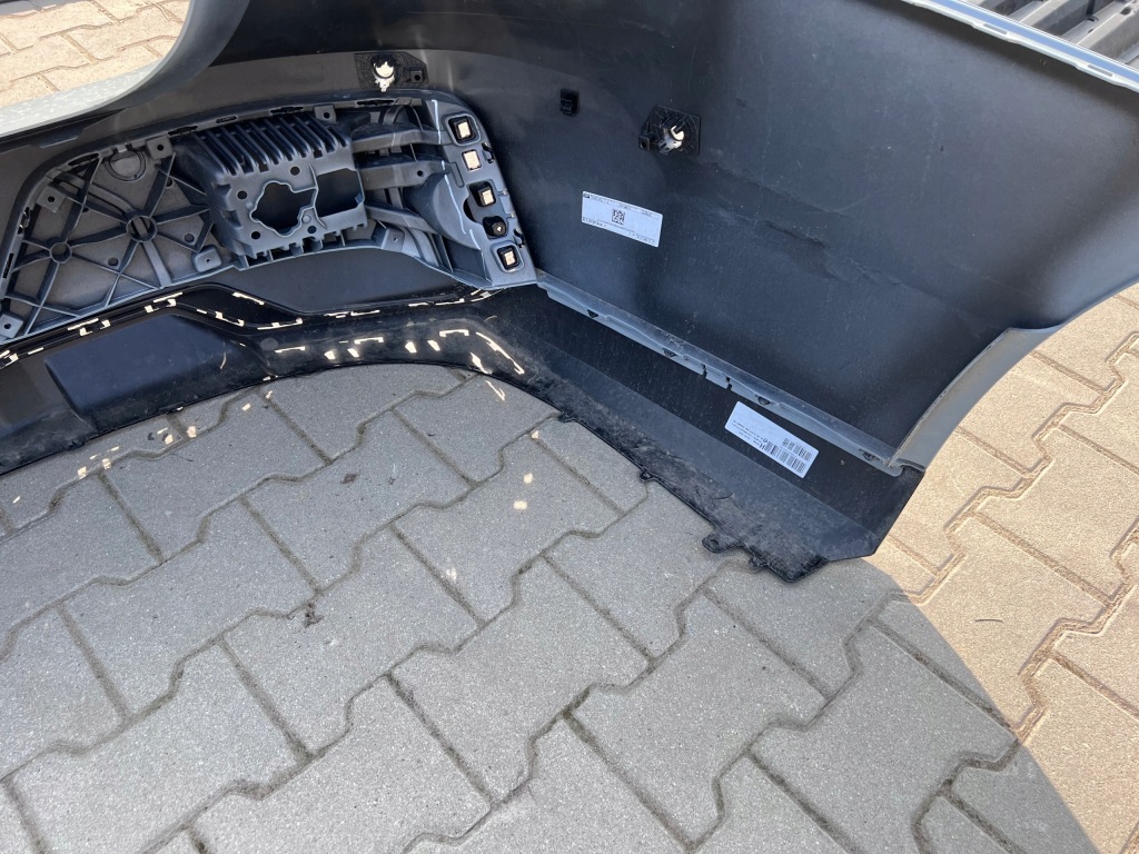 Бампер задний  задний bmw 7 g70 m набор цвет c4p Доставка