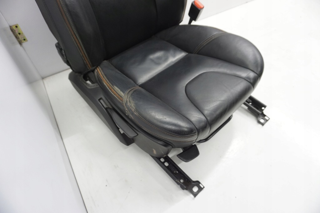 фото №8, Volvo v40 ii lift сидіння заднє сидіння обшивки