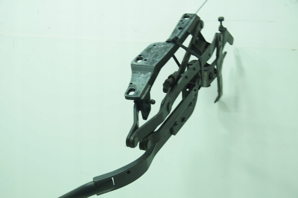 фото №3, Петля крышки дуга mercedes sl r230