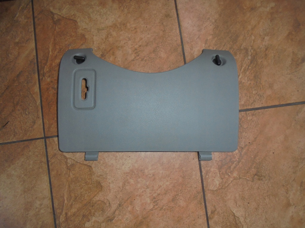 фото №1, Movano 2.5cdti заглушка предохранителей