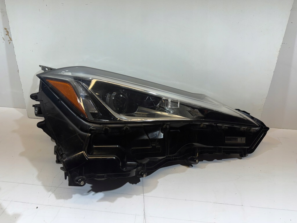 Lexus ux лампа передня права правий перед full led Зі Шроту