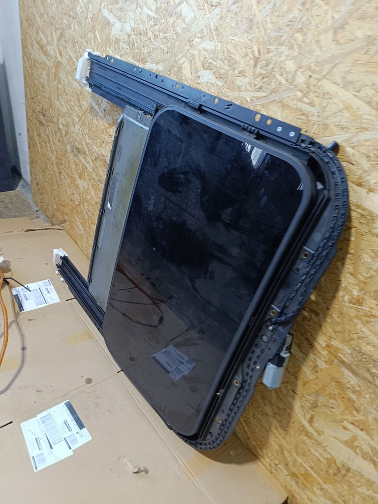 фото №2, Крыша люк cayenne 7p5 ii