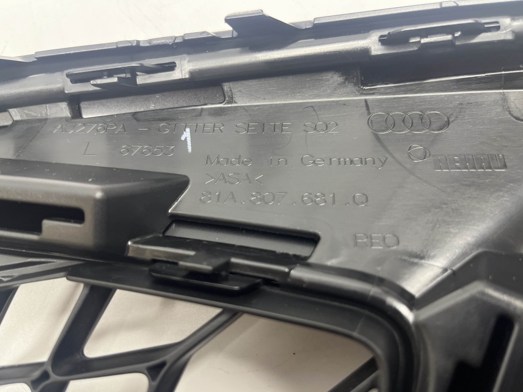 Audi q2 решітка бампера перед права ліва набір 81a807682q 81a807681q Київ