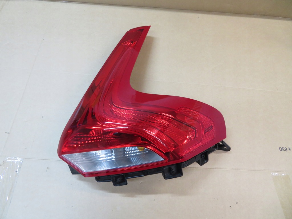 фото №1, Лампа задня задня права volvo v40 12-