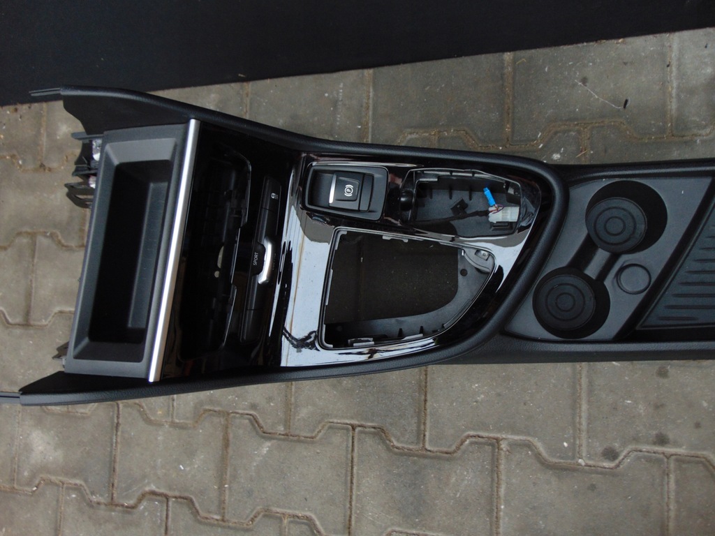 фото №5, Bmw 2 f46 туннель консоль средняя комплект