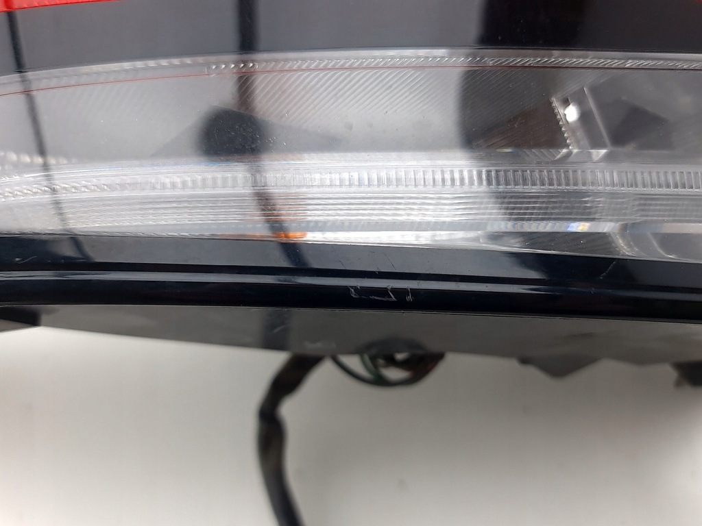 фото №12, Nissan leaf ii ze1 2018 левая сторона лампа задняя