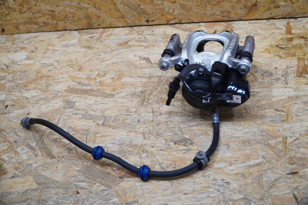 фото №8, Супорт гальмівний задня лівий 6891063 lub правий 6891064 mini countryman u25 25r