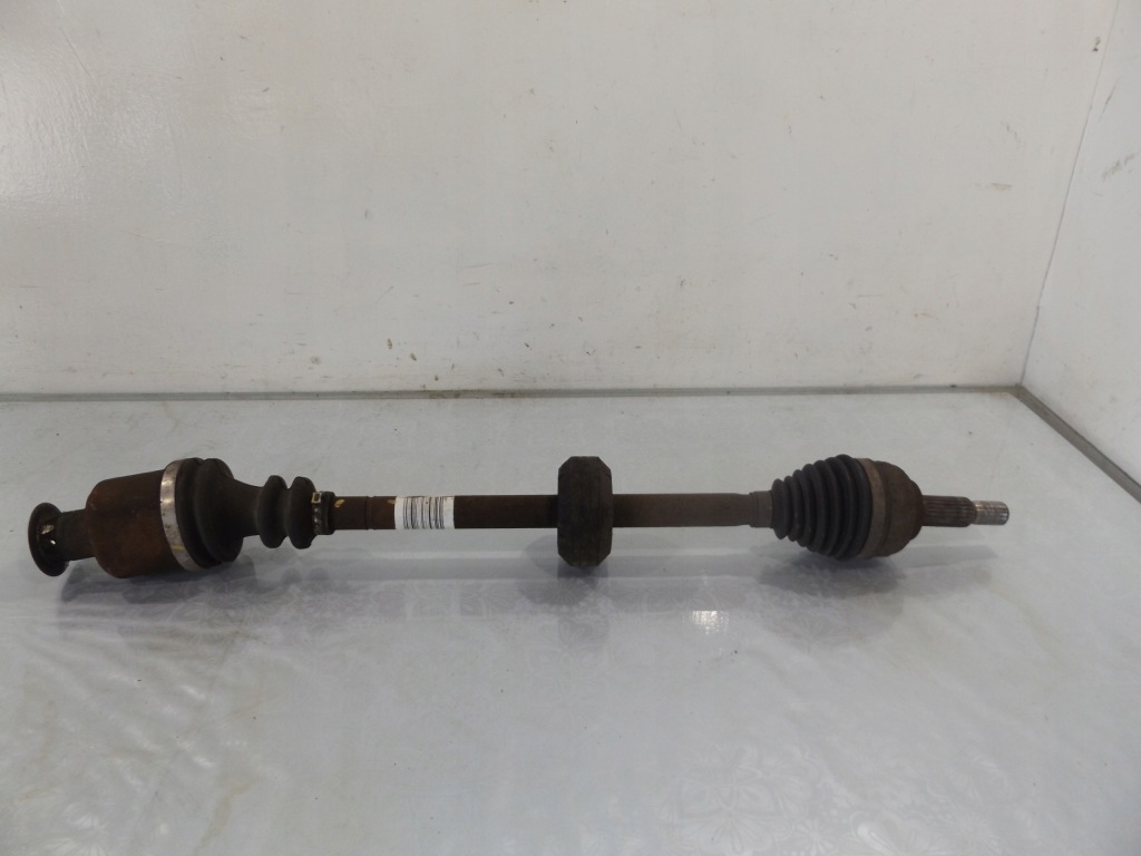 фото №1, Twingo ii lift 1,2 приводной вал правая 8200684084