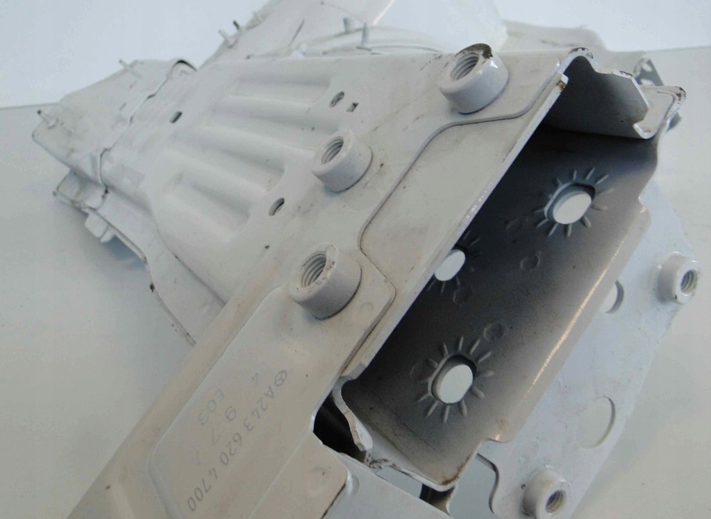 фото №10, Mercedes eqb x243 243 рама лонжерон ліва