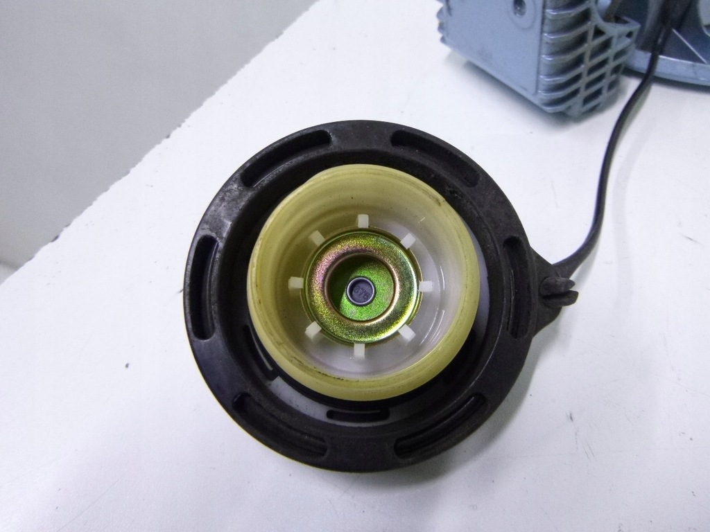 фото №5, Кришка заливної пального hyundai getz lift 06r.