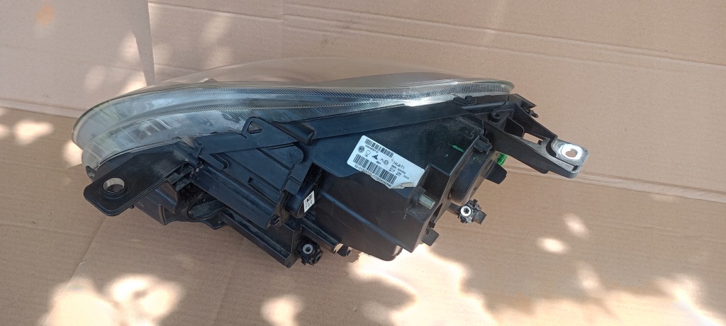 Фара перед передня правий alfa romeo giulietta 00505530710 led оригінал Оригінал