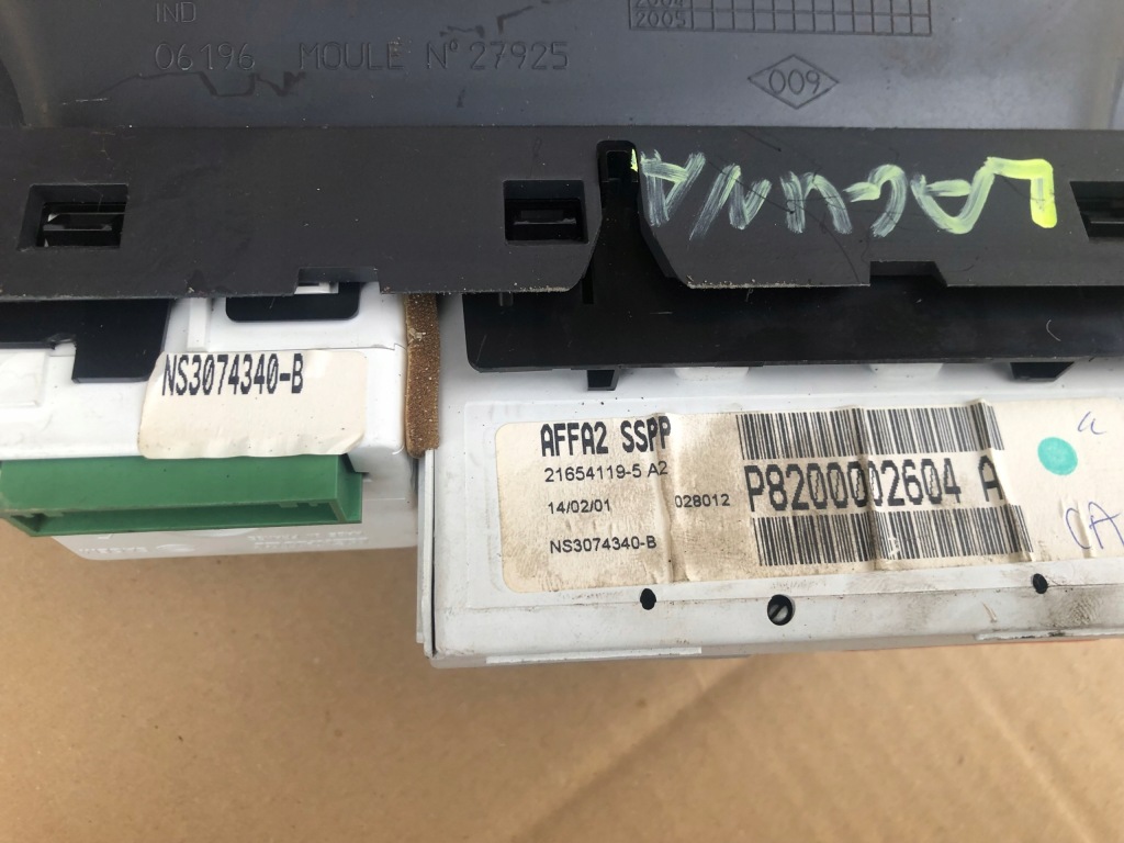 фото №3, Дисплей renault laguna ii 8200002604 часы