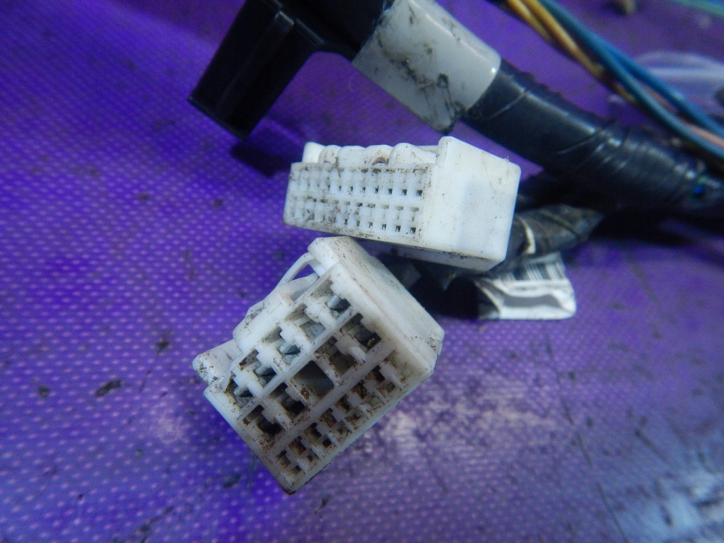 фото №6, Toyota corolla verso ii 04- жгут электрическая дверь левый перед 82152-0f030