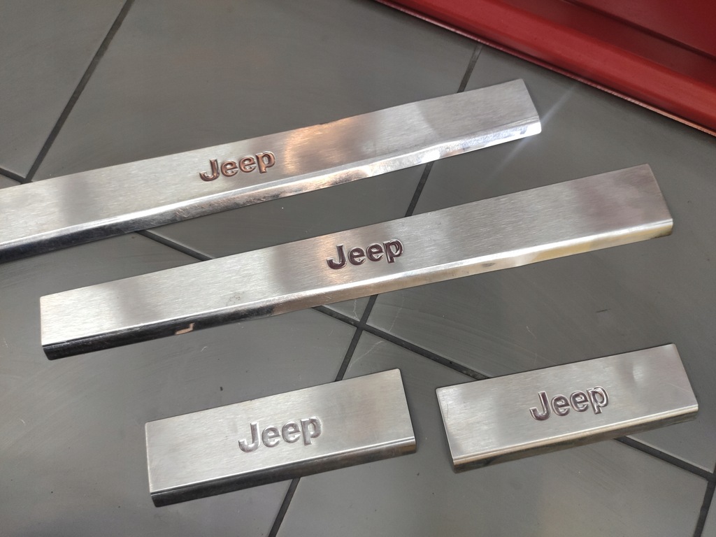 фото №9, Jeep cherokee liberty kk 07-12r накладки пороговые накладки комплект оригинал