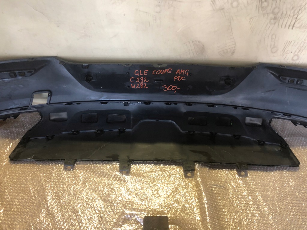 Mercedes gle купе amg c292 w292 a2928851425 накладка спойлер бампера задній Ціна