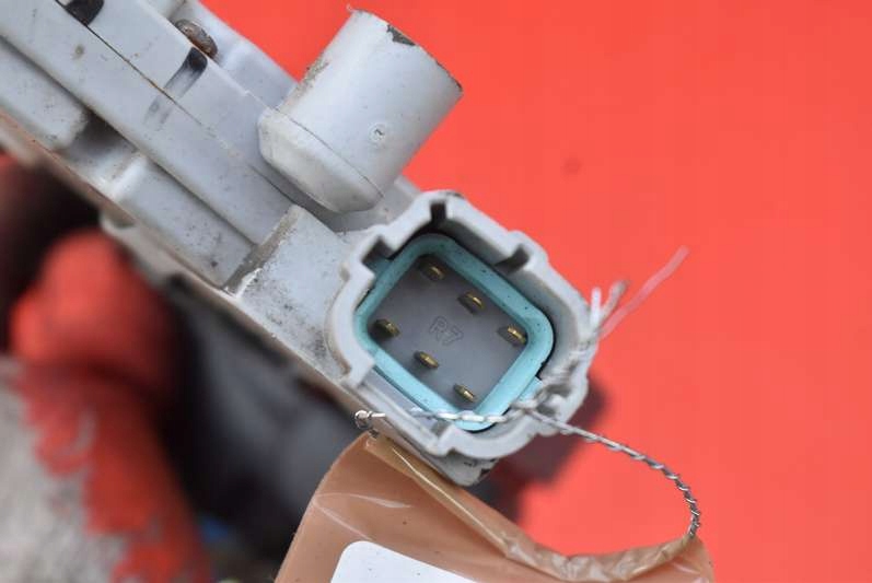 фото №6, Замок дверь правый задняя задний nissan maxima a33 00-05