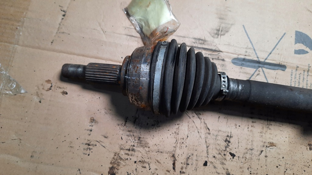 фото №2, Приводной вал правая renault megane scenic ii 1.9 dci 04r