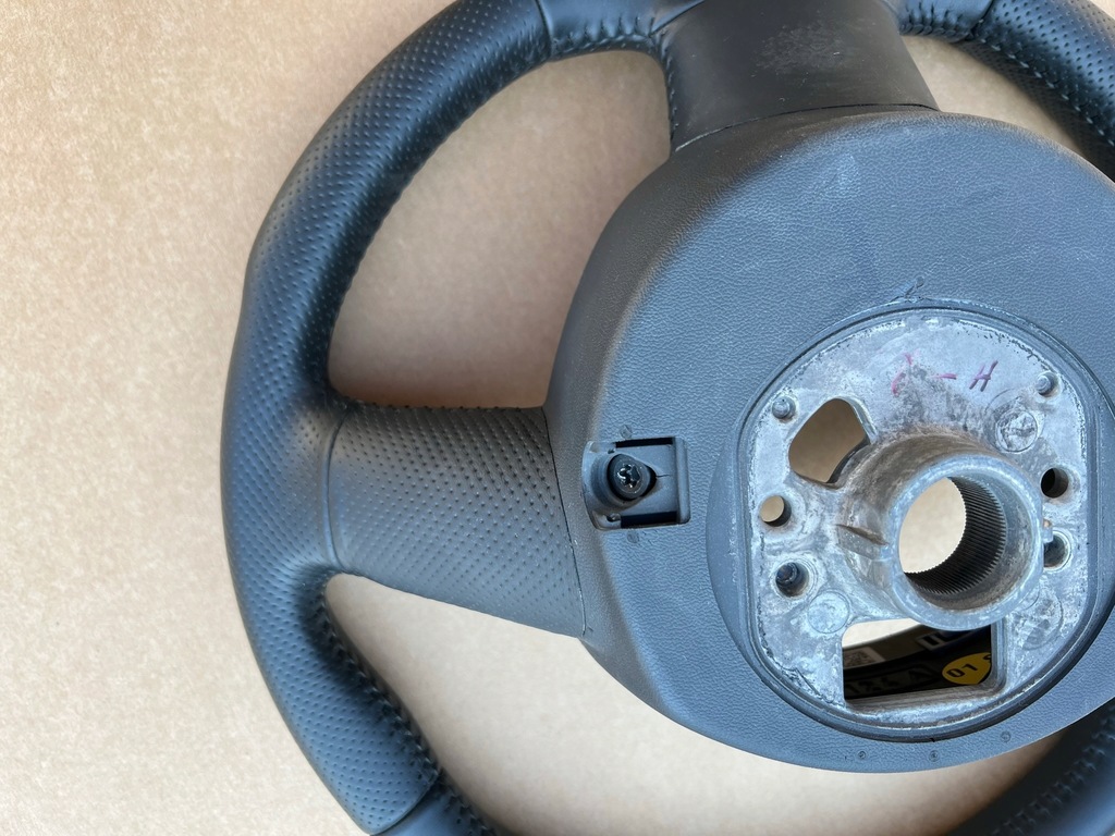 фото №12, Audi a4 b8 a5 8t воздуховод кожа 8t0419091 czarna