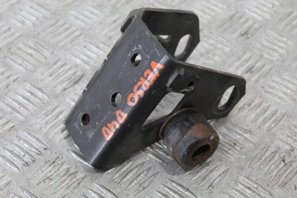 фото №1, Кронштейн кронштейн двигателя toyota verso 09-