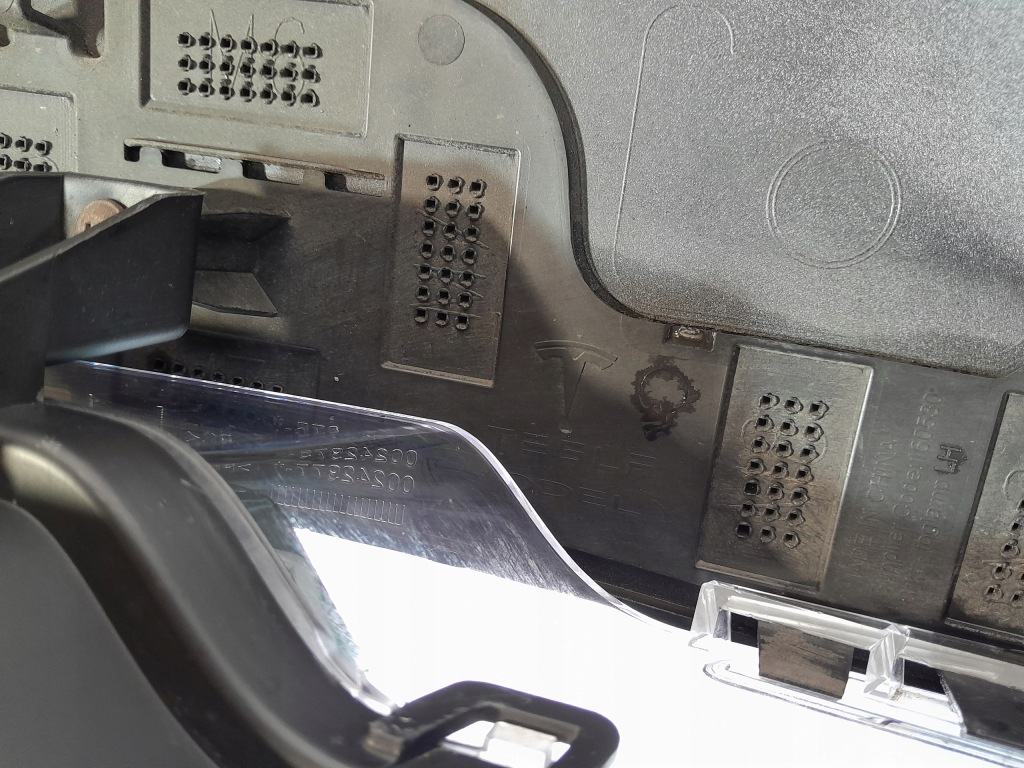 фото №11, Tesla model y бампер передний перед led drl kompletny