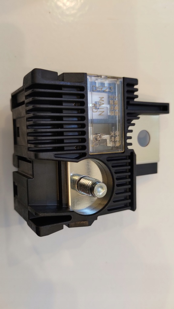 фото №7, Toyota yaris urban cruiser клемма plus предохранители