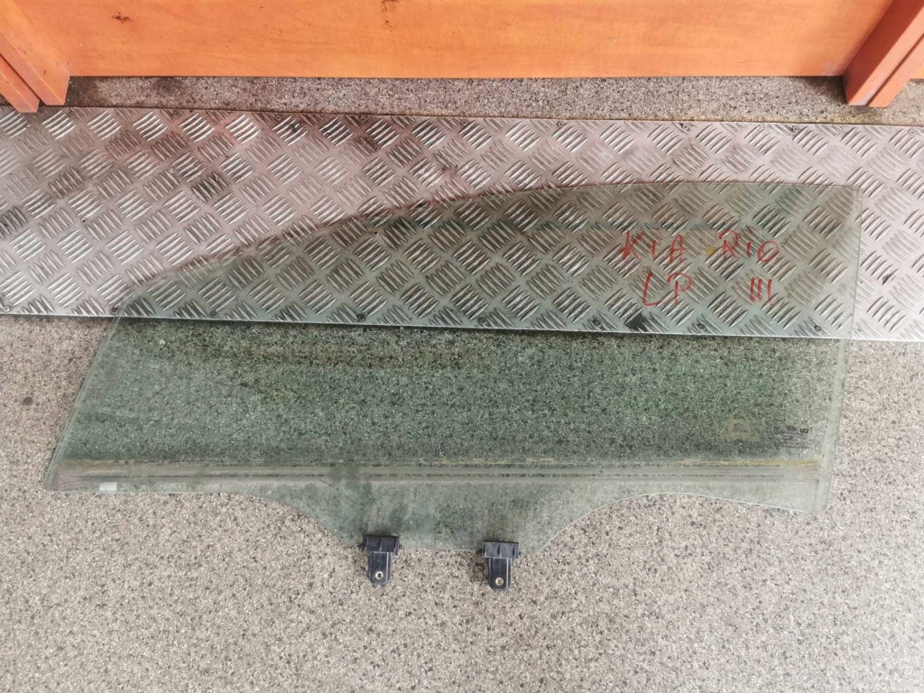 фото №1, Стекло дверь левая перед 5d kia rio iii 11-17