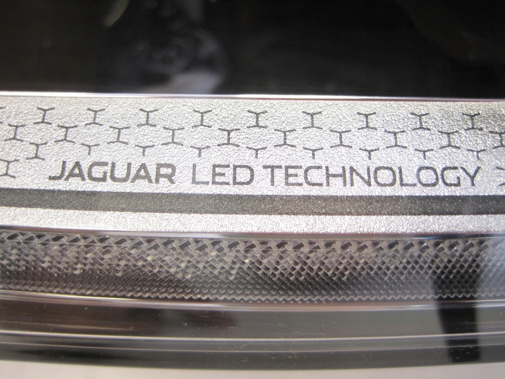 фото №10, Лампа full led jaguar f pace lift mk83-13w029-ee правая