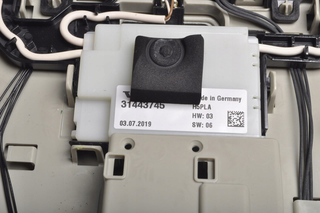 фото №6, Volvo s60 iii v90 v60 ii xc60 ii освещение лампа кабины салона 31443745