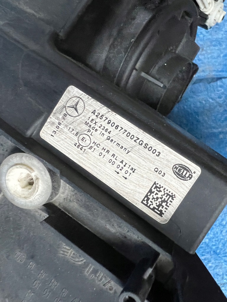 Mercedes cls w257 ліва фара full led performance в Україні