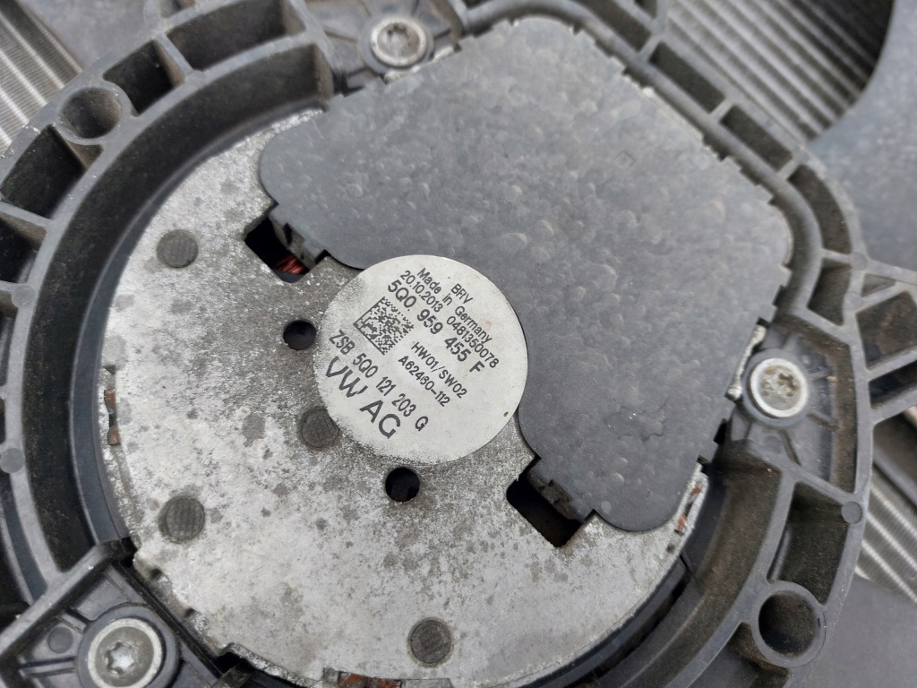 Радиатор радиатор вентилятор 1.6 tdi octavia 3 leon 3 golf vii komple с Разборки