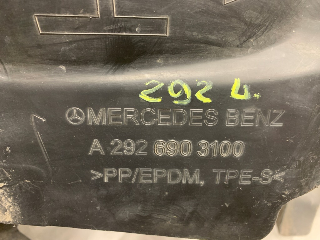 Купити Mercedes 6.3 amg gle w292 підкрилок ліва перед a2926900030 a2926903100